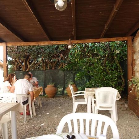 B&B Le Logge Di Sopra Asciano Exterior photo