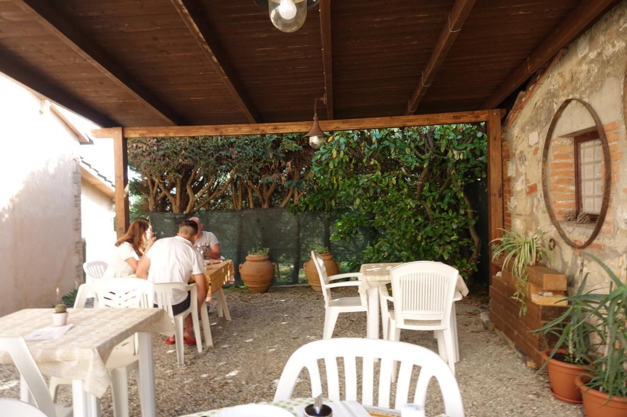 B&B Le Logge Di Sopra Asciano Exterior photo